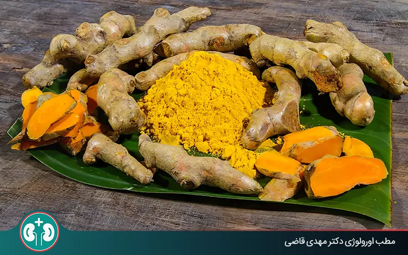 همه چیز درباره درمان خانگی زگیل تناسلی با زردچوبه؛ عوارض و محدودیتها
